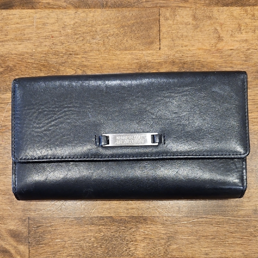 Kenneth Cole Reaction Black Wallet
